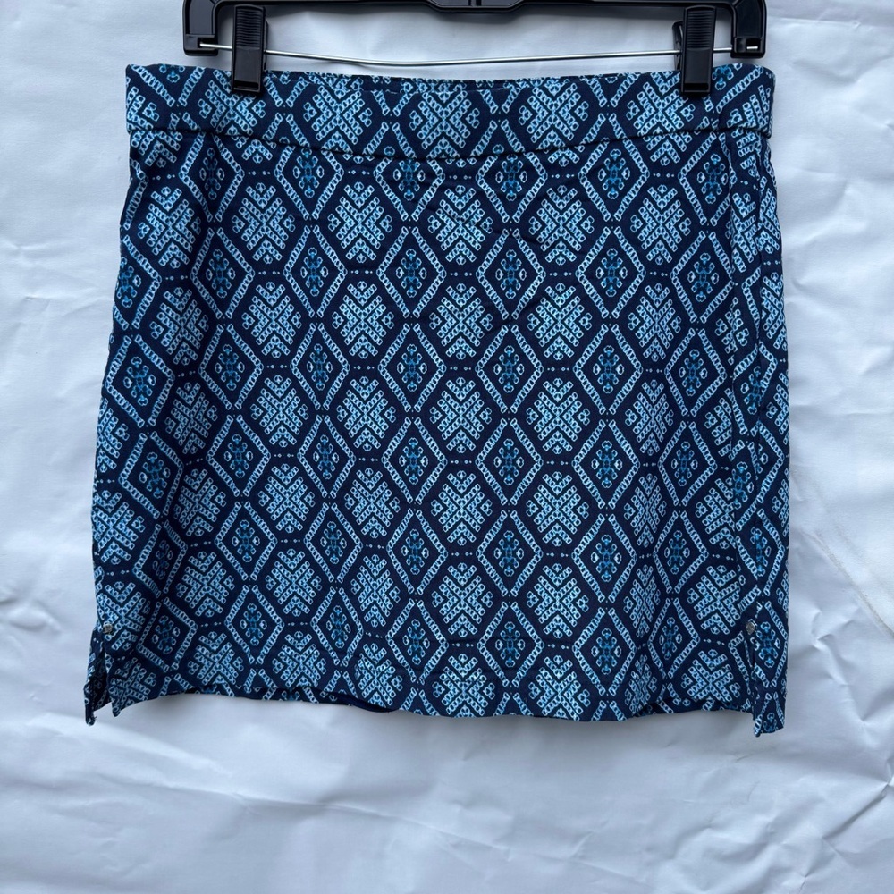 Rafaella // blue, white print stretchy skort size small z26